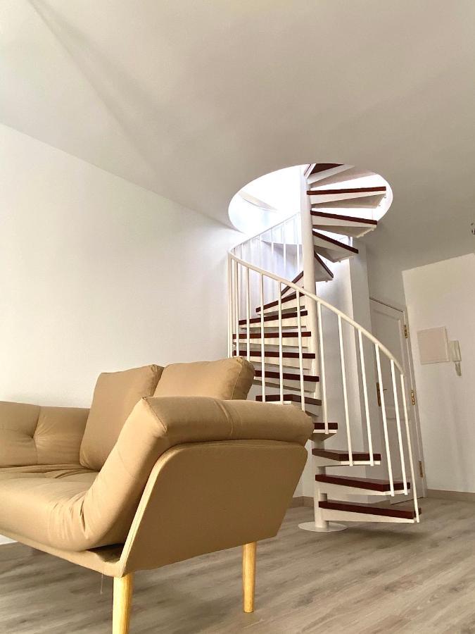 Spiral Stairs Duplex Leilighet Figueres  Eksteriør bilde